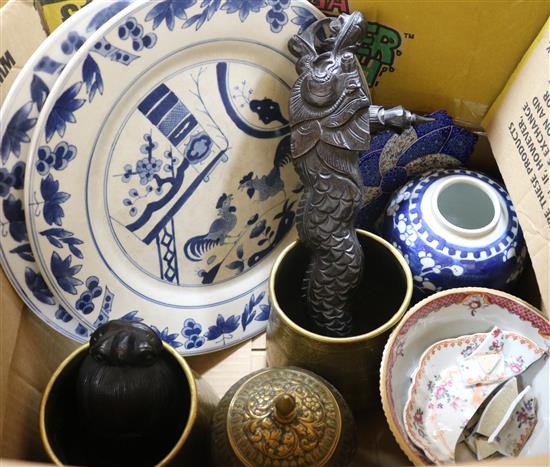 A quantity of mixed Oriental ceramics, etc